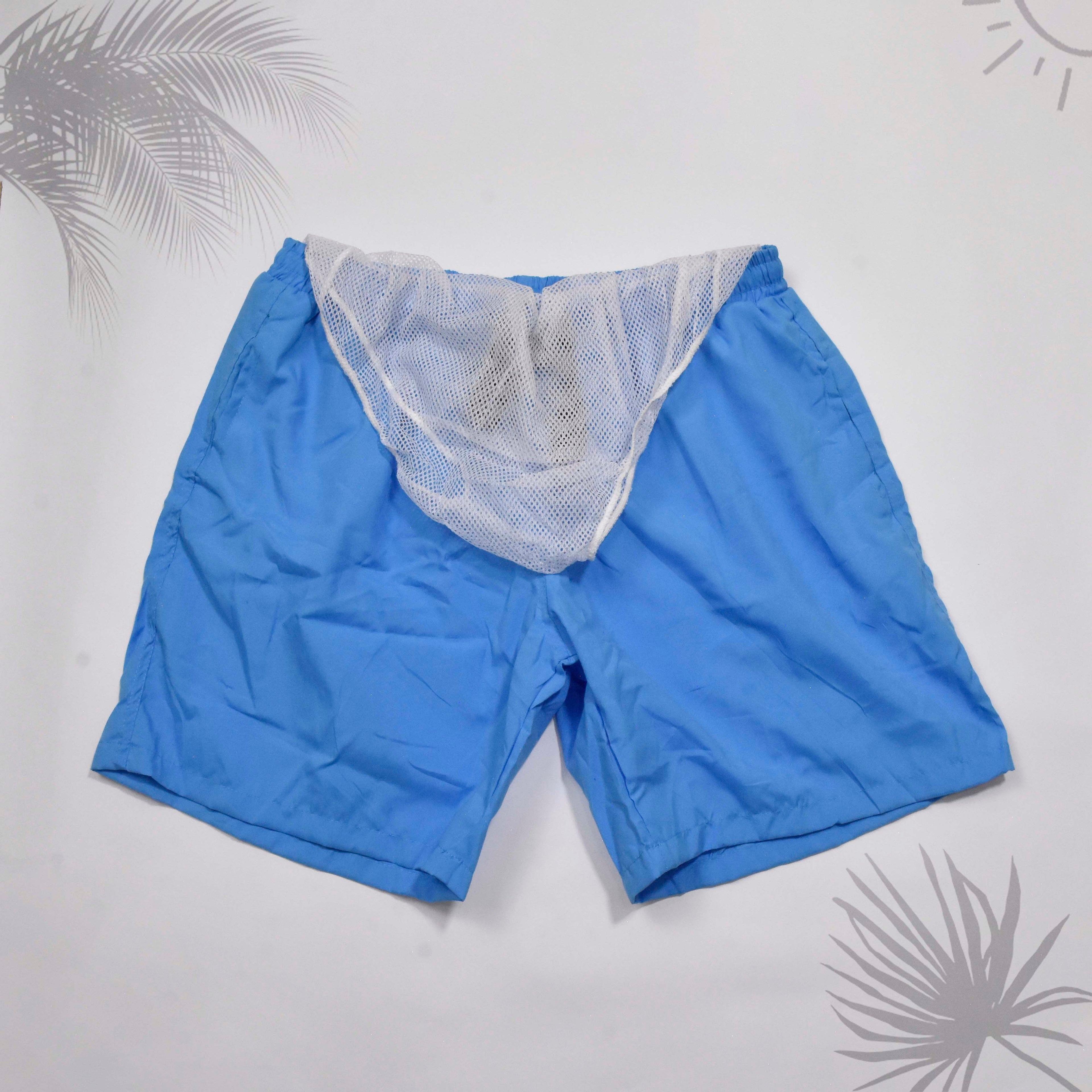 شورت أزرق
