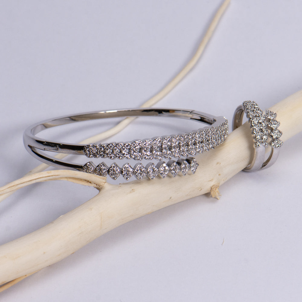 Dreamscape  XUPING JEWLERY