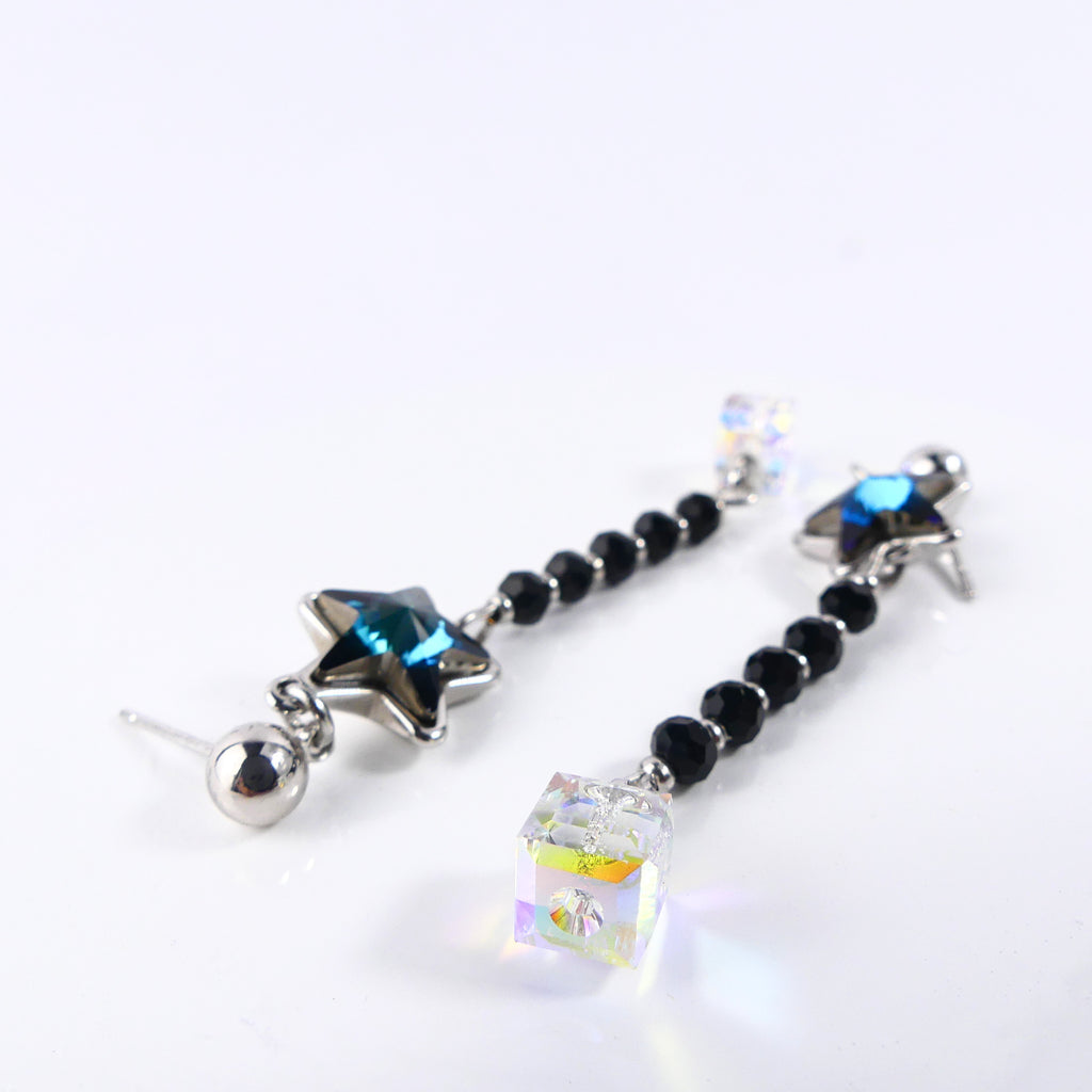 boucle d'oreille pendantes étoile bleu reflet