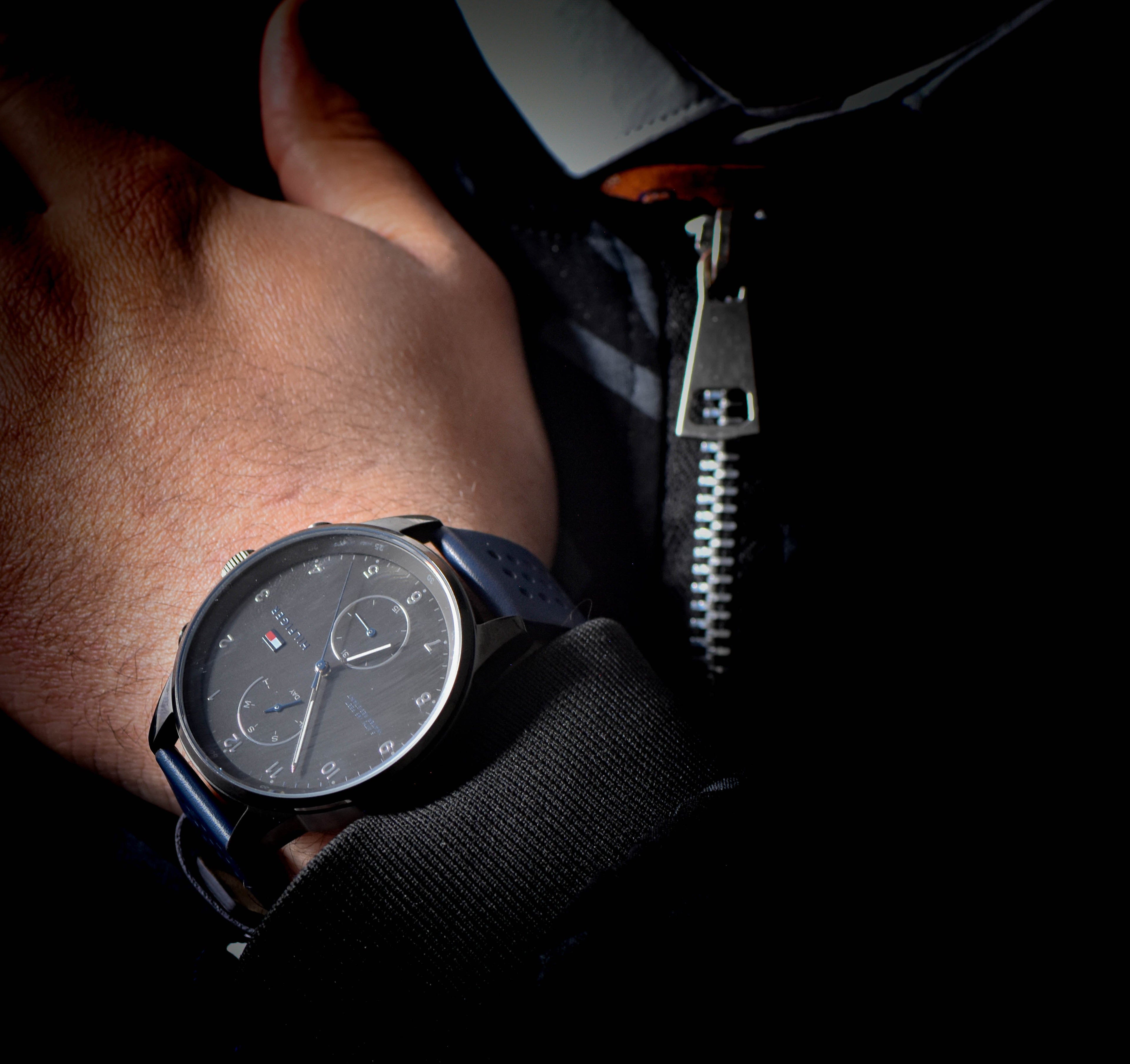 تومي هيلفيغر 1791578