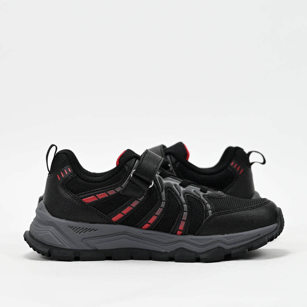 PEAK FOOTWEAR