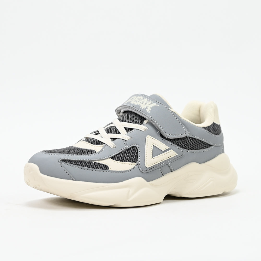 PEAK FOOTWEAR