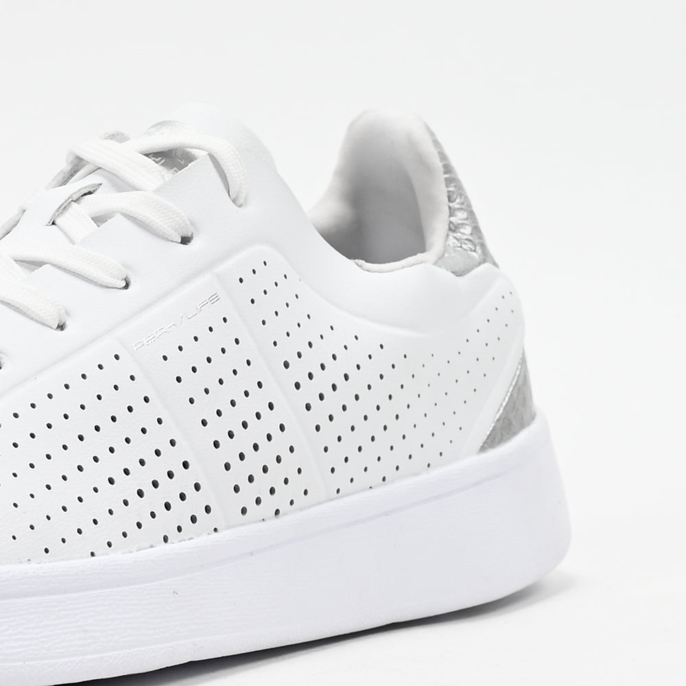 PEAK FOOTWEAR