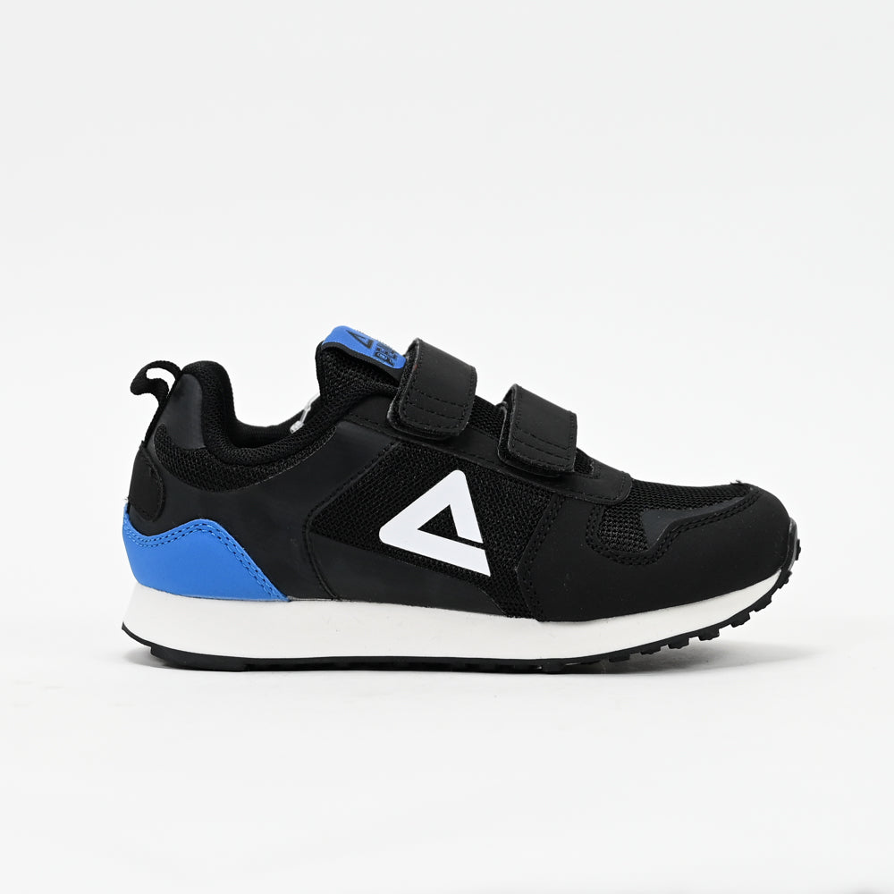 PEAK FOOTWEAR