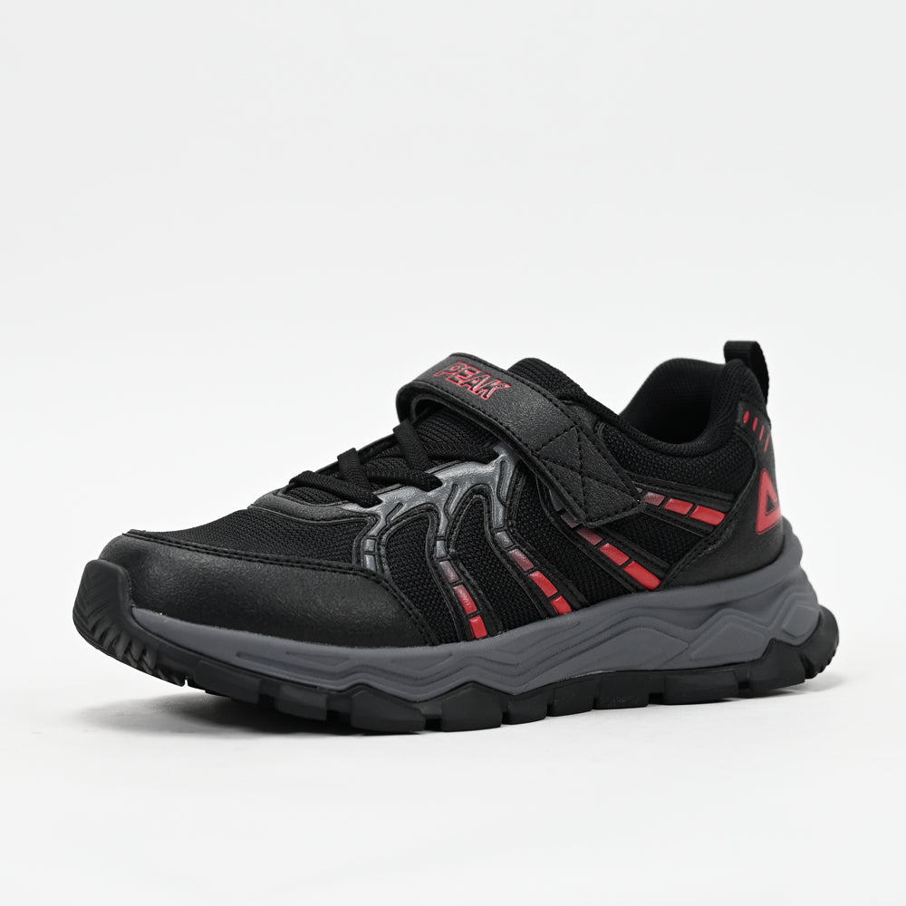 PEAK FOOTWEAR