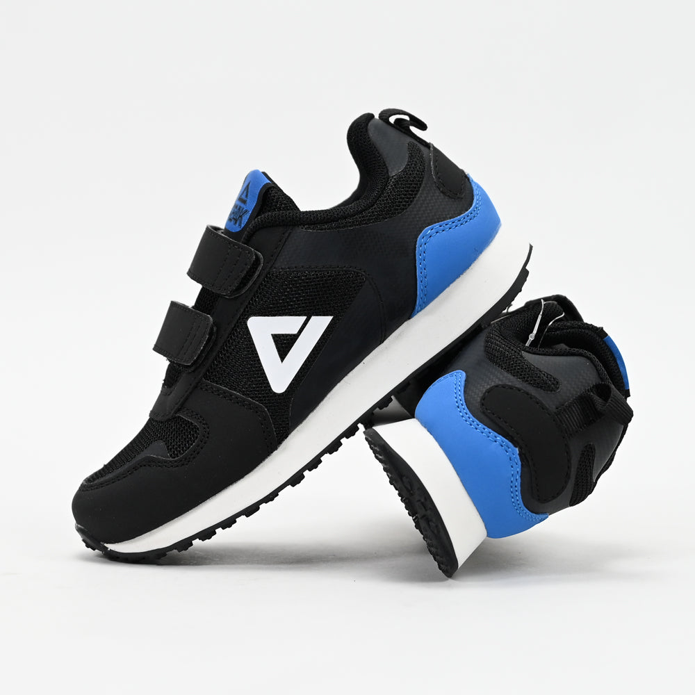 PEAK FOOTWEAR