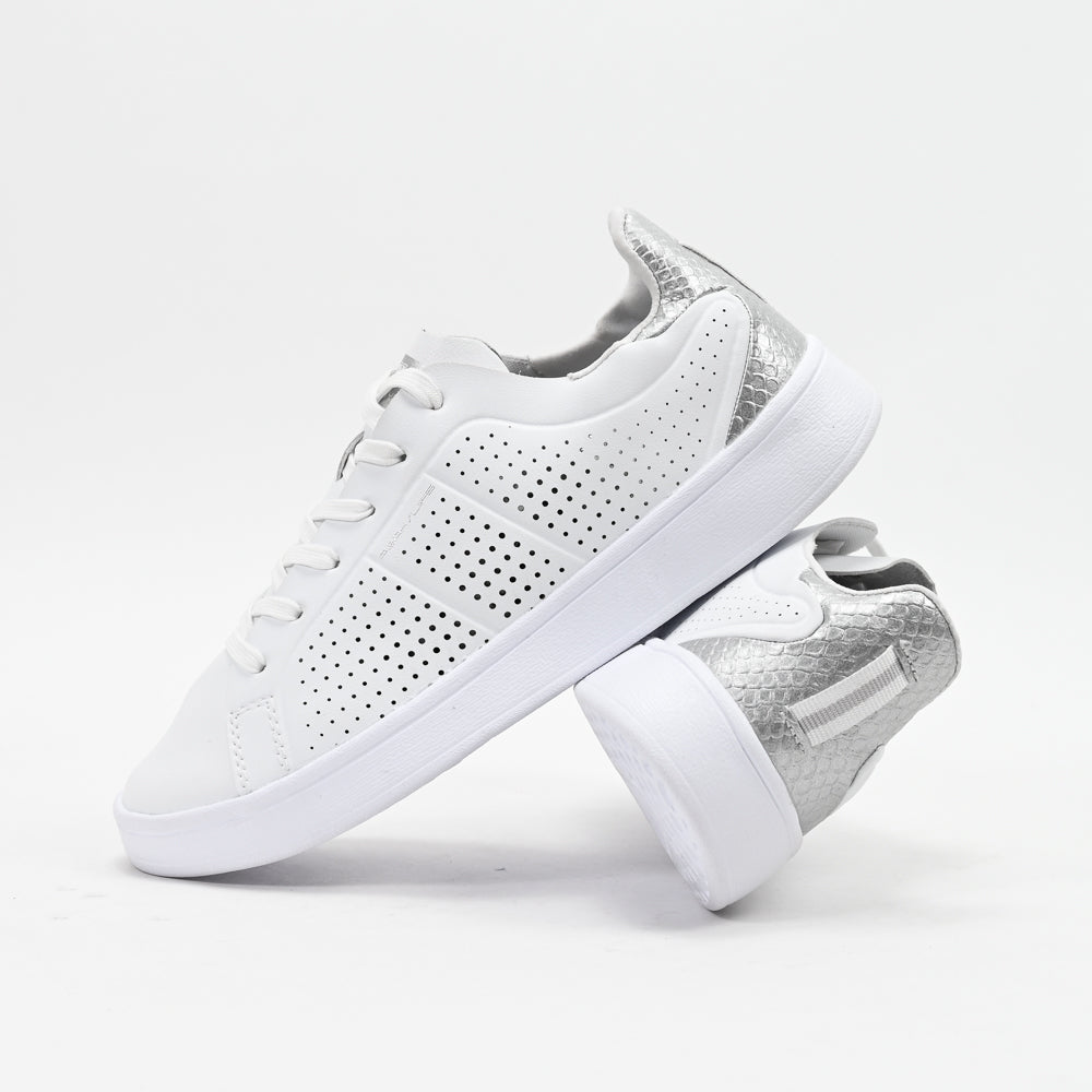 PEAK FOOTWEAR