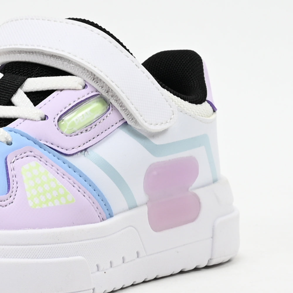 PEAK FOOTWEAR